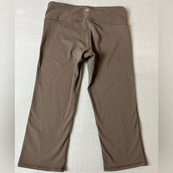 Athleta Stach Shorts Size MT Rusty Brown Elastic Waistband - Picture 2 of 8